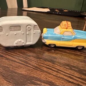 1995 Fitz & Floyd Omnibus American Roadside Touring Coupe Salt & Pepper Shakers